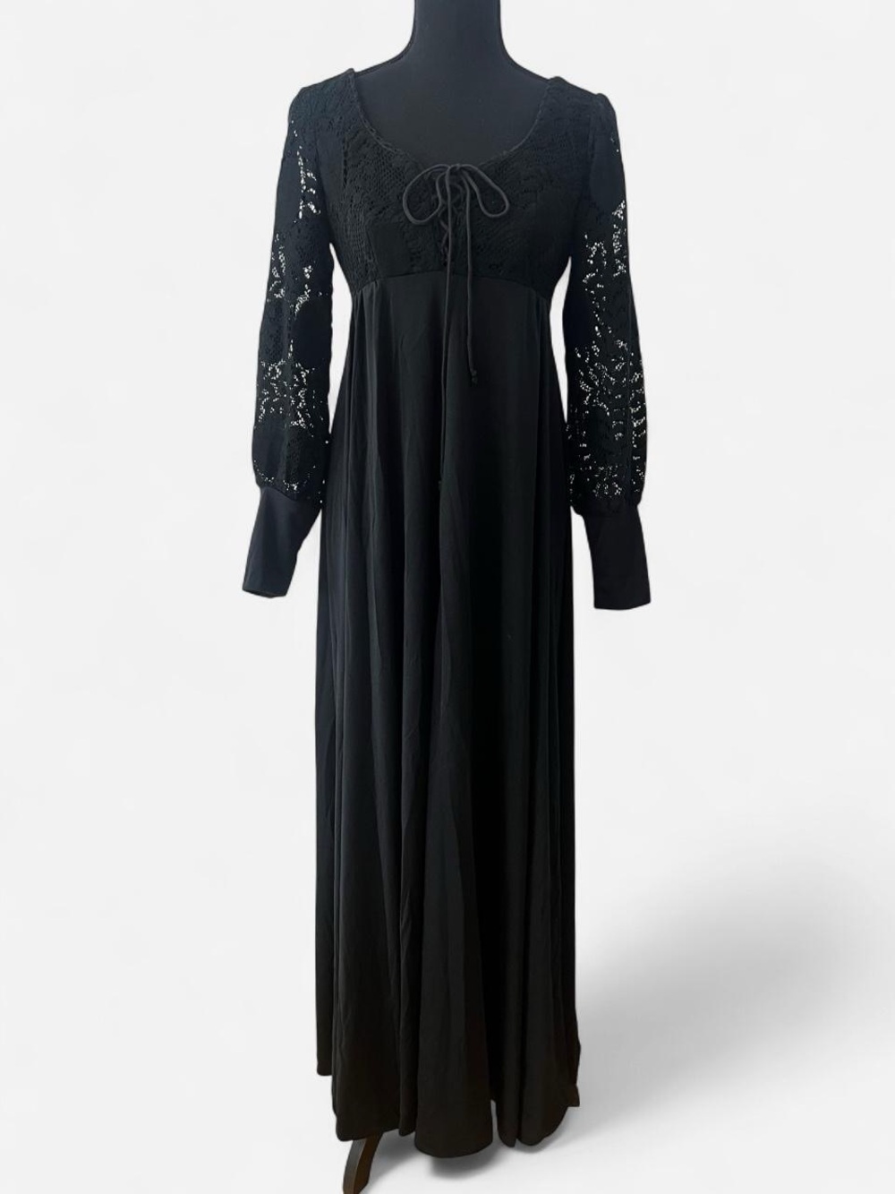 Vintage 70s Maxi Dress Long Lace Sleeves Whimsygoth Dark Cottage Romantic Retro